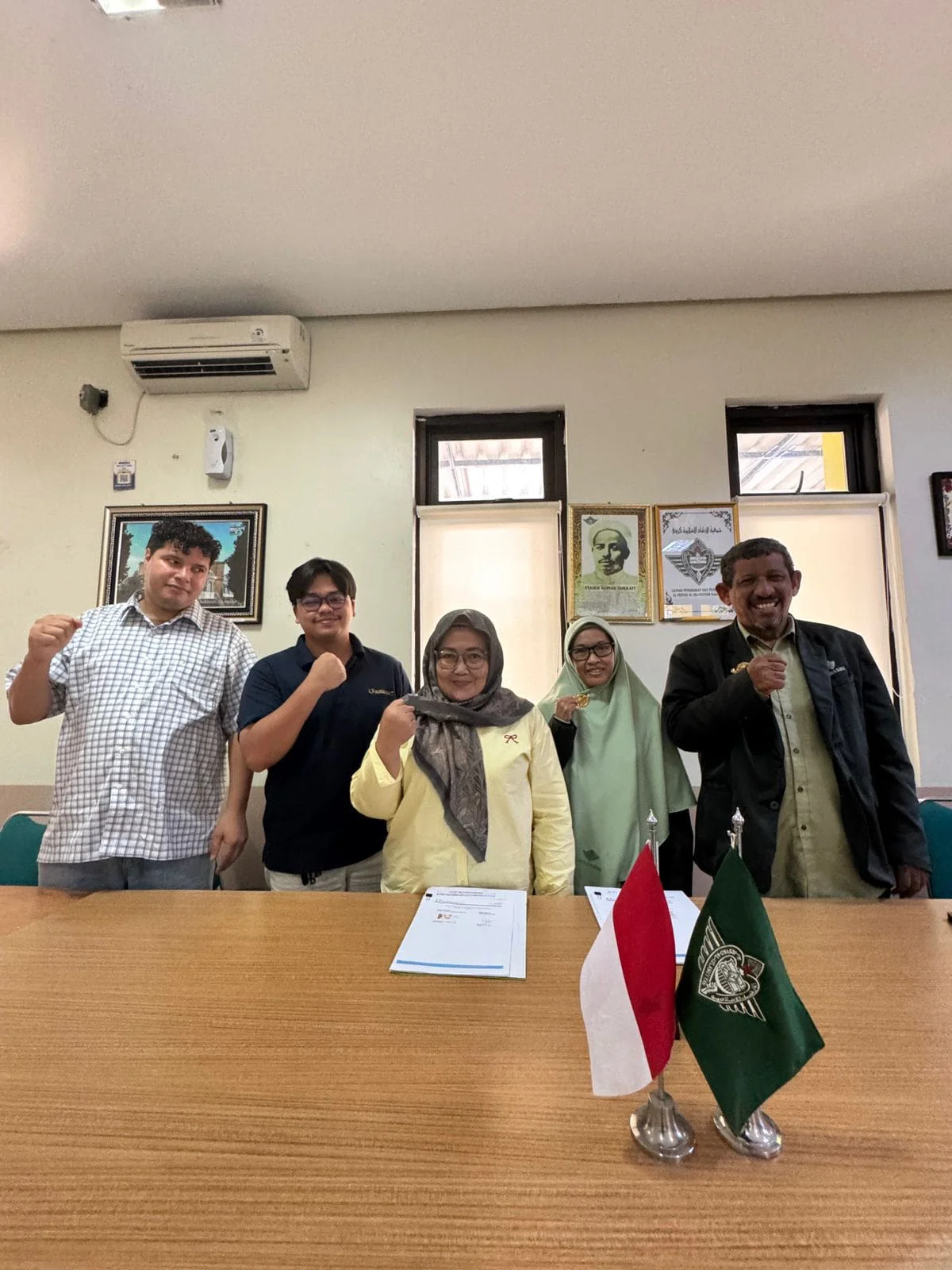 Al Irsyad Pelopor Sekolah Internasional: Resmi Jalin Kerja Sama dengan Native Speaker sebagai English Teacher kelas Internasional Edexcel  dan Suporting Native Speaker Visit Program Kelas Reguler,  Kuatkan Budaya Berbahasa Inggris